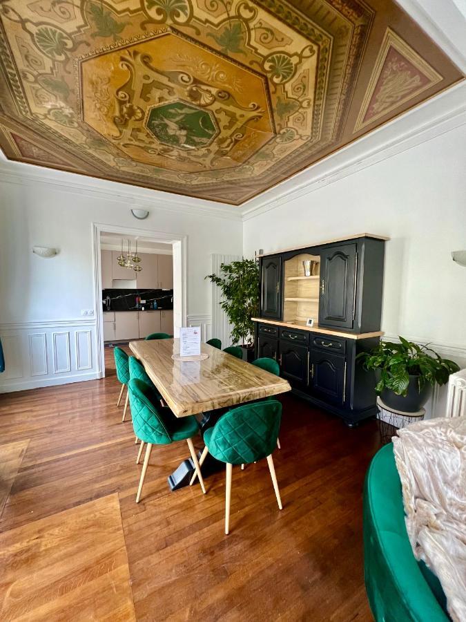Appartement De Luxe Avec Fresque, Hyper Centre Et Parking Sure Fontainebleau Esterno foto