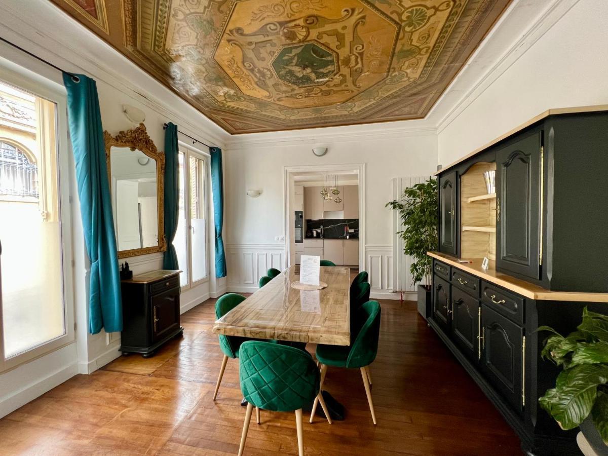 Appartement De Luxe Avec Fresque, Hyper Centre Et Parking Sure Fontainebleau Esterno foto