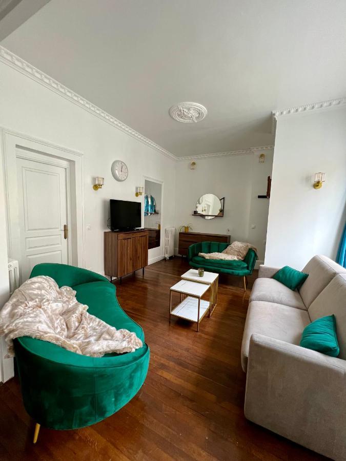Appartement De Luxe Avec Fresque, Hyper Centre Et Parking Sure Fontainebleau Esterno foto
